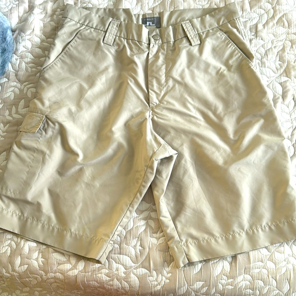 J. Lindeberg golf shorts ⛳️
